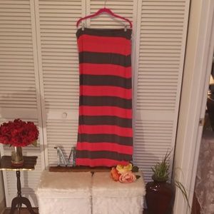 Day trip gray and coral maxi skirt.